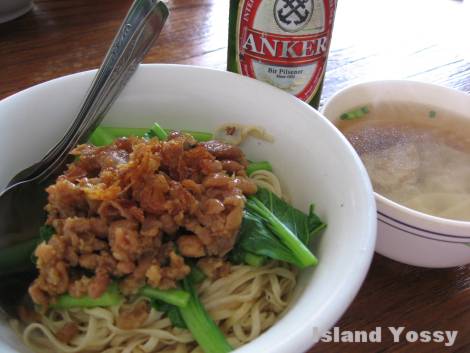 ミー･ドゥラパン･ドゥラパン MIE 88 Mie Pangsit ワンタン汁麺