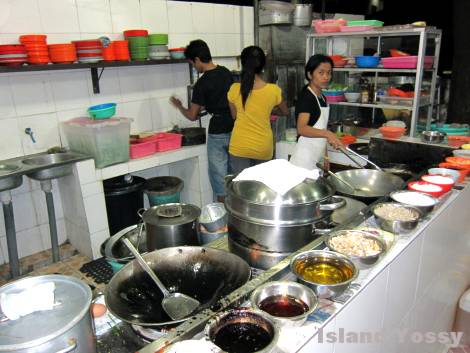 バリ島 タンジュン･ピナン Tanjung Pinang オープンキッチン