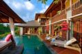 Fun-4 BR Luxury Private Villa in Canggu For Family ホテル詳細