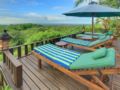 Senyum Villa 4BR - Jimbaran ホテル詳細