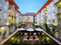 HARRIS Hotel & Residences Riverview Kuta ホテル詳細