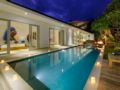 Stylish Luxury 4 Bedroom Villa near Beach, Canggu ホテル詳細