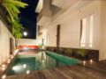 Umah Tantri a Homy 4BR House near Exotic Beaches ホテル詳細