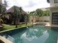 Intan Mutiara Sanur Beach Villa ホテル詳細