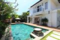 3 BDR Kencana Villa Seminyak Private Pool ホテル詳細