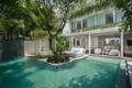 5 BDR Luxury Villa Garden View in Seminyak ホテル詳細