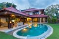 Adelle Villas Seminyak Bali - 3 Bedroom Villas ホテル詳細