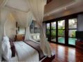 AMAZING HONEYMOON VILLA AT SEMINYAK ホテル詳細