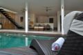 Bali Villa Seminyak Beach 2BR - Villa La Sirena ホテル詳細