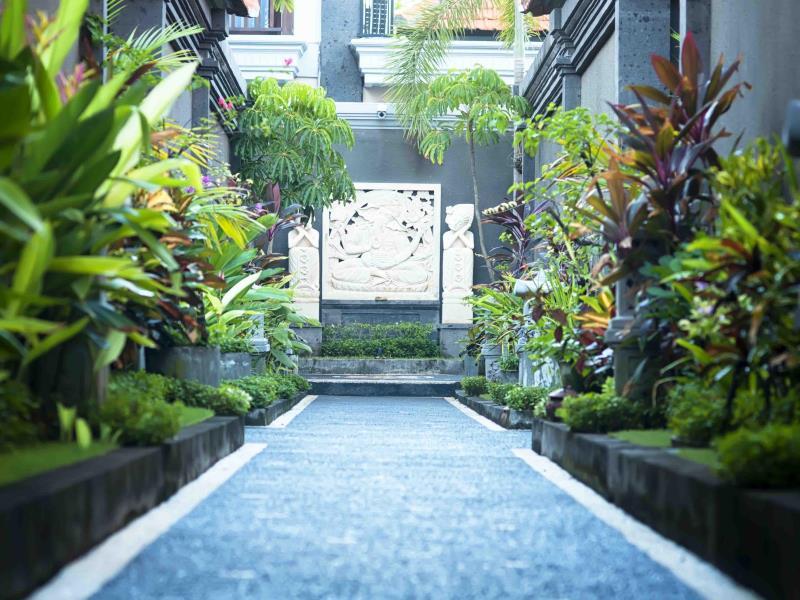 De'Bharata Bali Villas Seminyak by Bali Family Hospitality ホテル詳細