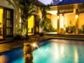 PRIVATE VILLA AT SEMINYAK ホテル詳細