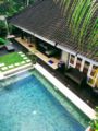 Private Villa Seminyak Beach Airport PU & Scooters ホテル詳細