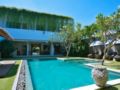 Stylish & Elegant 8 Bedroom Luxury Villa,Seminyak ホテル詳細