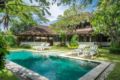 TheColonial WhiteVilla,3bed,close tobeach,Seminyak ホテル詳細