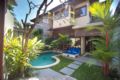 Villa Suzan - 3 Bed - Seminyak Beach ホテル詳細