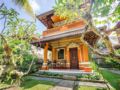 Best 2 BDR Bungalows at Monkey Forest Ubud ホテル詳細