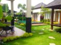 Homayoon Villa Ubud 1 ホテル詳細