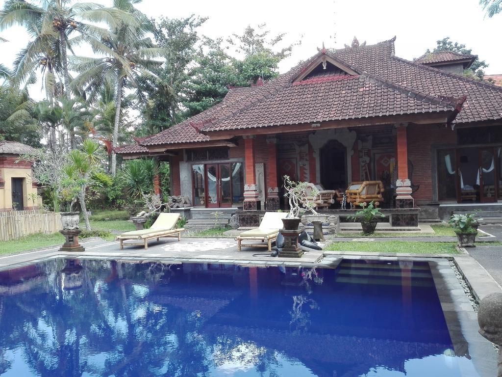 Villa Tatiapi Ubud ホテル詳細