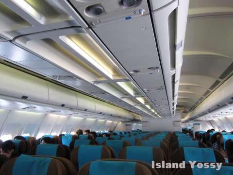 ガルーダインドネシア航空 ガラガラの機内
