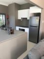 3 bedroom SYDNEY Casula, Vues Relaxantes ホテル詳細