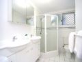 Agincourt Beachfront Apartments ホテル詳細