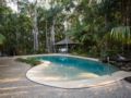 Amore on Buderim Rainforest Cabins ホテル詳細