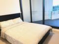 Beautiful home sleeps 4, close to CBD & Airport ホテル詳細