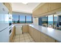 Breakers North Beachfront Holiday Apartments ホテル詳細