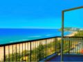 Burleigh Esplanade Beachfront Apartments ホテル詳細