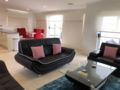 Cowes Holiday Haven - Sleeps 18 - Property No. 2 ホテル詳細