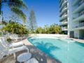 Crystal Bay on the Broadwater ホテル詳細