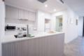 Dee Why Modern Apartment w Parking ホテル詳細