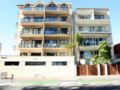 Glenelg Beachside Apartments ホテル詳細