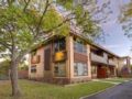 Lake Wendouree Apartments Webster ホテル詳細