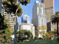 Mercure Melbourne Treasury Gardens Hotel ホテル詳細