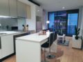 Modern 2BR Apt near Southern Cross &free tram zone ホテル詳細