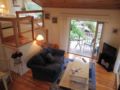 Myers Creek Cascades Cottages ホテル詳細