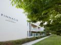 Pinnacle Apartments ホテル詳細