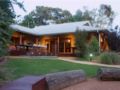 Taronga Western Plains Zoo - Zoofari Lodge ホテル詳細