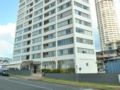 The Shore Beachfront Apartments ホテル詳細