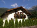 Holiday Home Ötztal ホテル詳細