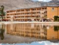 Coast Osoyoos Beach Hotel ホテル詳細