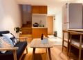 A cozy loft near the west lake / metro line 1 ホテル詳細