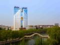 Feicheng Blossom Hotel ホテル詳細