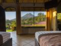 Hotel Arenal Volcano Inn ホテル詳細