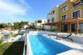 Beach Apartment Slatine 62 mit Pool A1 ホテル詳細