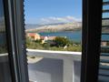 Charming four bedroom apartment in Pag ホテル詳細