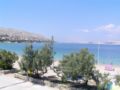 Classic three bedroom apartment in Pag ホテル詳細