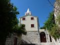 Cozy two bedroom apartment in Rab ホテル詳細