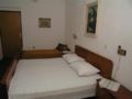 Warm two bedroom apartment in Pag ホテル詳細